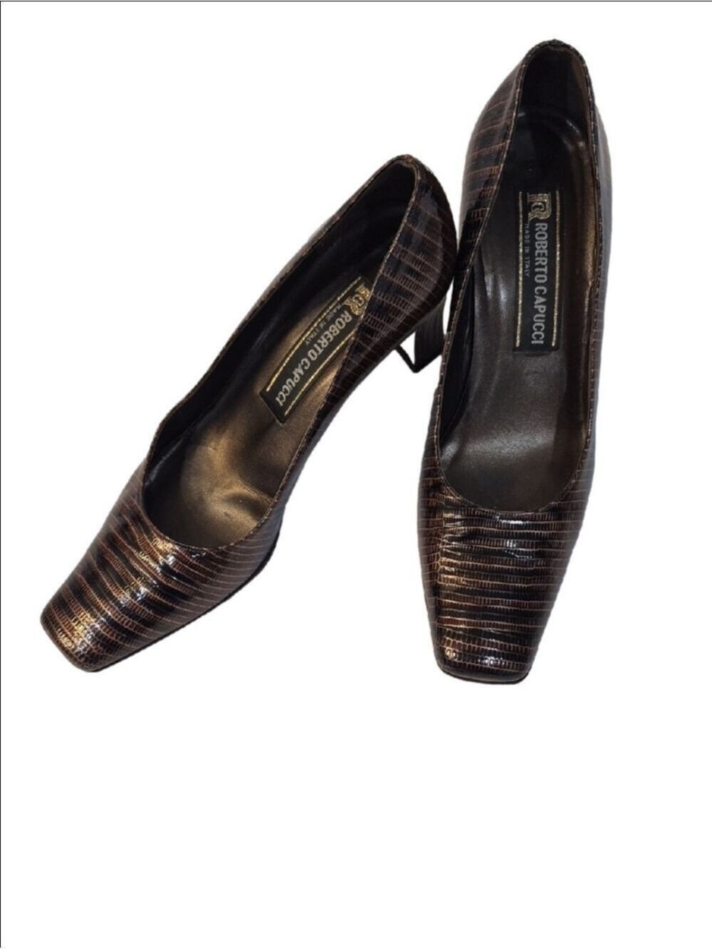 Robetro Capucci Brown Textured Leather Pumps with Low Heel